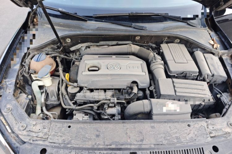 Used Volkswagen Passat 2015 1.8TSI DSG Prestige Edition Engine Bay
