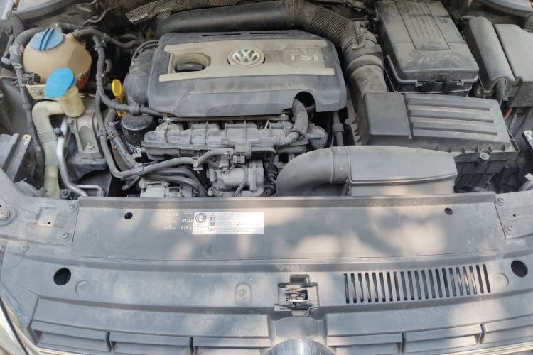 Used Volkswagen Passat 2015 1.8TSI DSG Prestige Edition Engine Bay