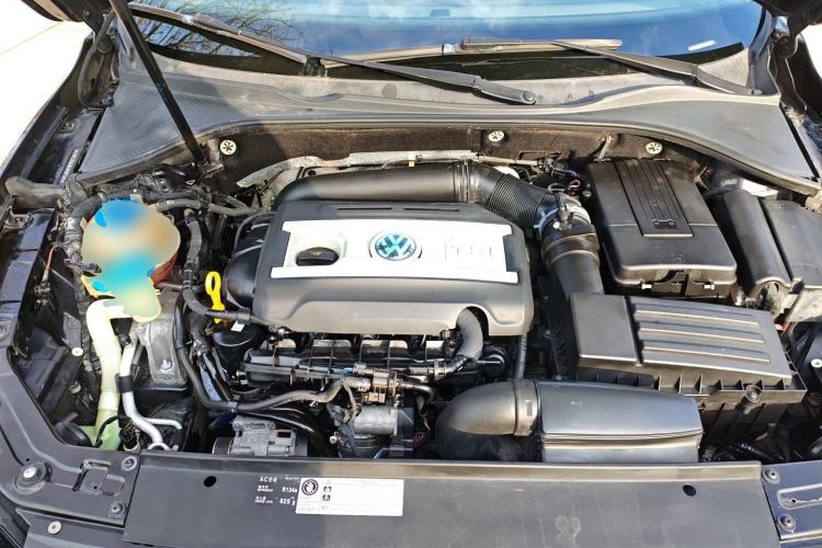 Used Volkswagen Passat 2015 1.8TSI DSG Prestige Edition Engine Bay