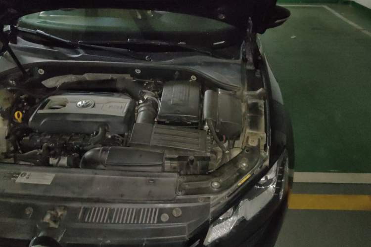 Used Volkswagen Passat 2015 2.0 TSI DSG Prestige Edition Engine Bay Left