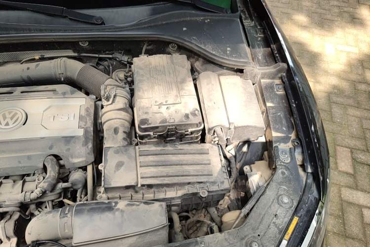 Used Volkswagen Passat 2015 2.0 TSI DSG Prestige Edition Engine Bay Left