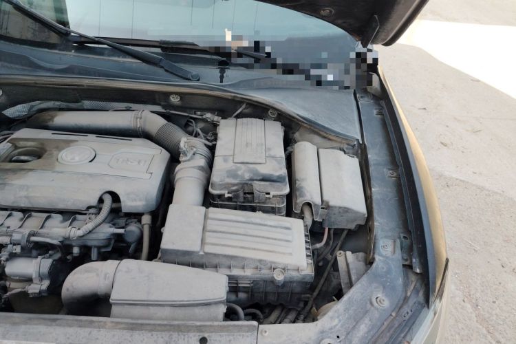 Used Volkswagen Passat 2015 1.8TSI DSG Prestige Edition Engine Bay Left