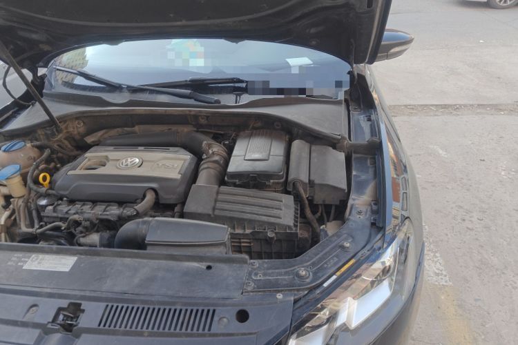 Used Volkswagen Passat 2015 1.8TSI DSG Ultimate Edition Engine Bay Left