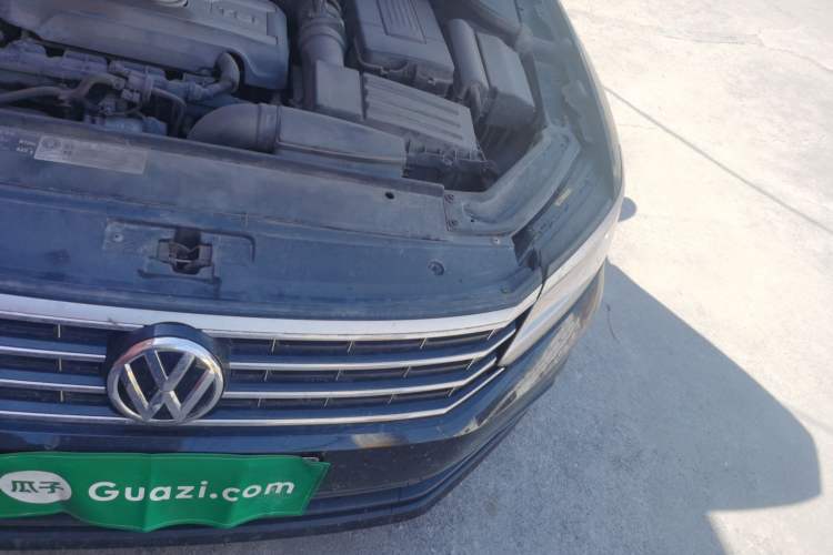 Used Volkswagen Passat 2015 1.8TSI Automatic Prestige Edition Engine Bay Left
