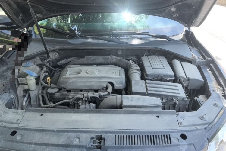 Used Volkswagen Passat 2015 1.8TSI DSG Prestige Edition Engine Bay