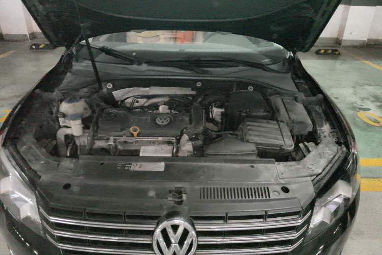 Used Volkswagen Passat 2015 1.4TSI DSG Prestige Edition Engine Bay