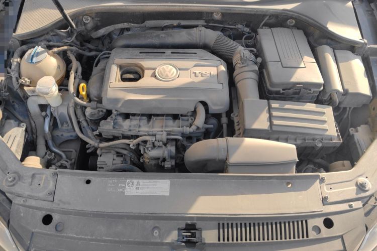 Used Volkswagen Passat 2015 1.8TSI DSG Prestige Edition Engine Bay