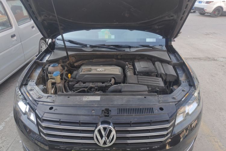 Used Volkswagen Passat 2015 1.8TSI DSG Ultimate Edition Engine Bay