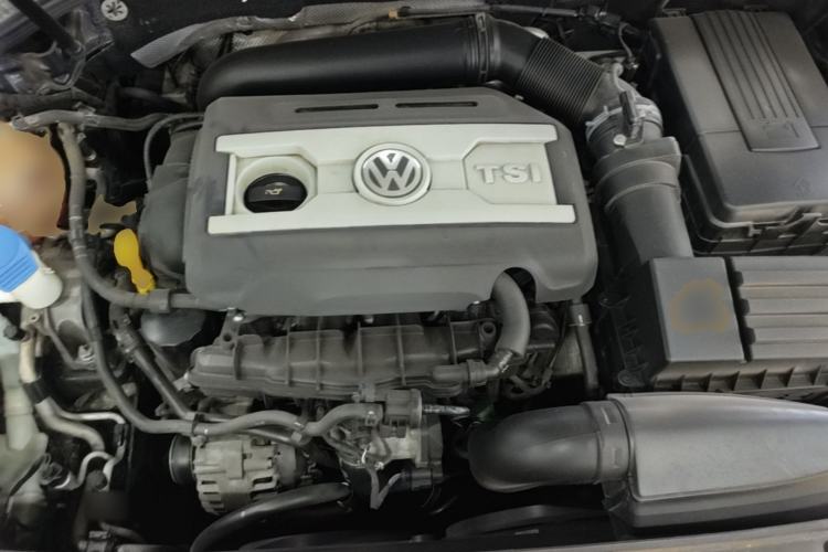 Used Volkswagen Passat 2015 1.8TSI DSG Prestige Edition Engine Bay