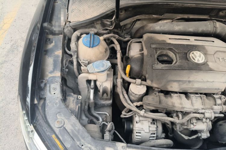 Used Volkswagen Passat 2015 1.8TSI DSG Prestige Edition Engine Bay Right