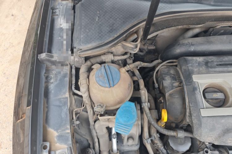 Used Volkswagen Passat 2015 1.8TSI DSG Prestige Edition Engine Bay Right