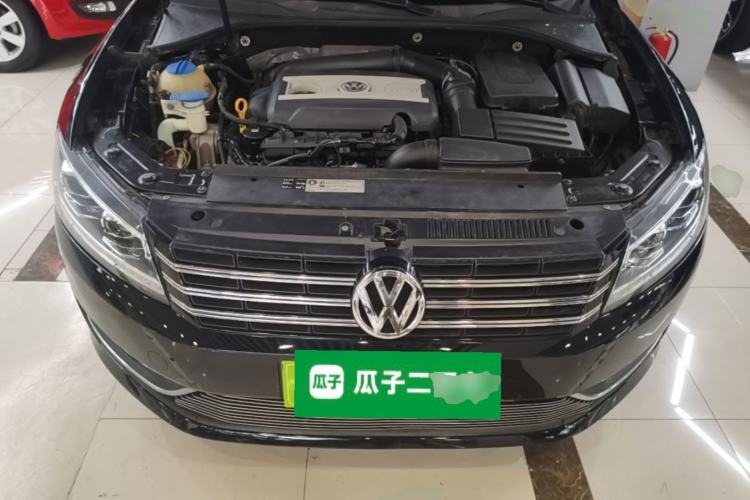 Used Volkswagen Passat 2015 1.8TSI DSG Prestige Edition Engine Bay