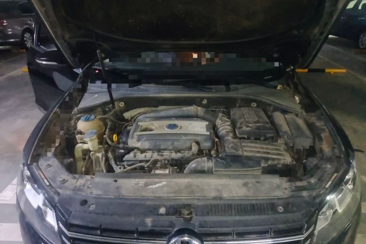 Used Volkswagen Passat 2015 1.8TSI DSG Prestige Edition Engine Bay