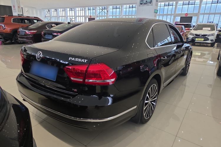 Used Volkswagen Passat 2015 1.8TSI DSG Prestige Edition Exterior 4