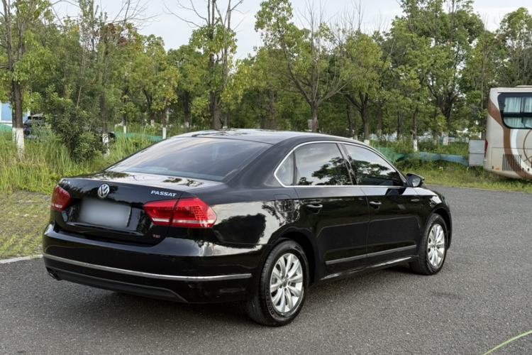 Used Volkswagen Passat 2015 1.8TSI DSG Prestige Edition Exterior 4