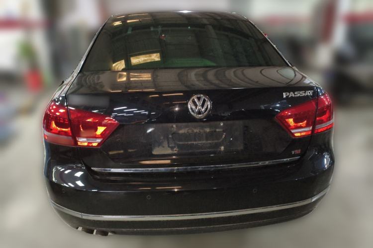 Used Volkswagen Passat 2015 1.8TSI DSG Prestige Edition Exterior 4