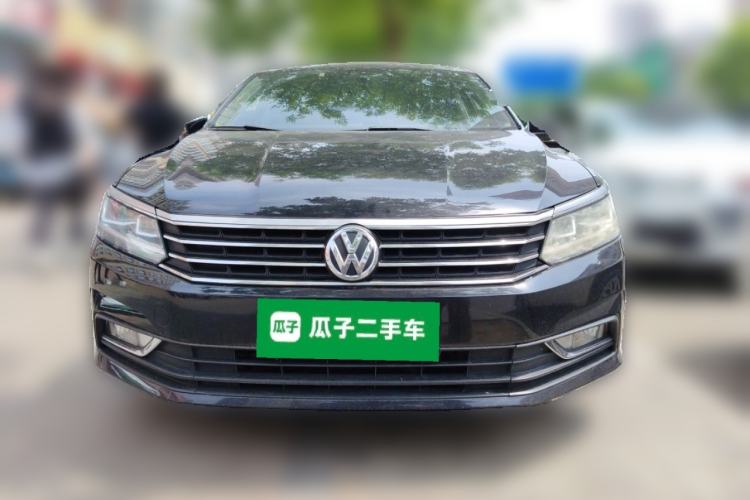 Used Volkswagen Passat 2015 1.8TSI Automatic Prestige Edition Front