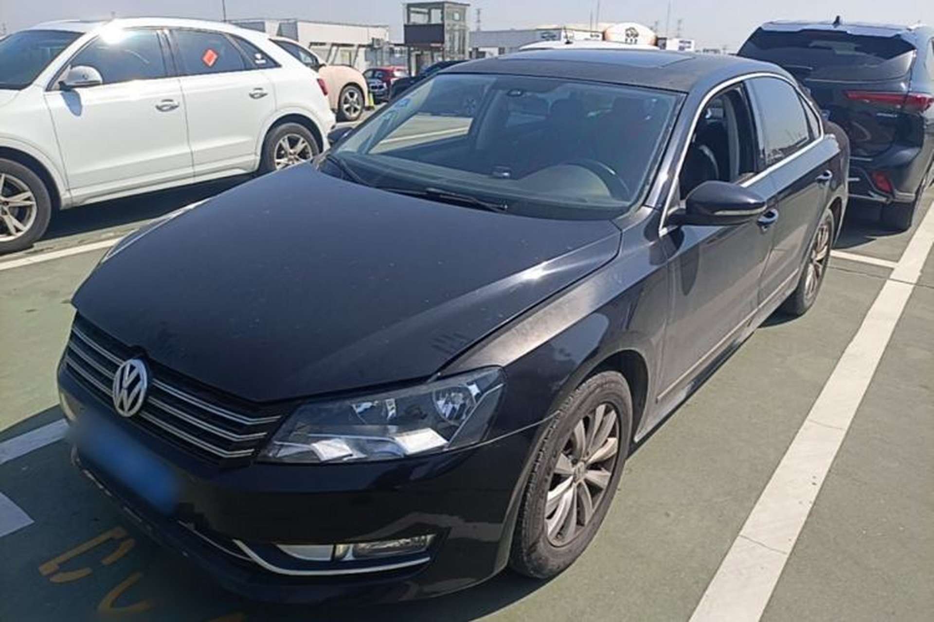 Used Volkswagen Passat 2015 1.8TSI DSG Prestige Edition Front Left 45 Deg
