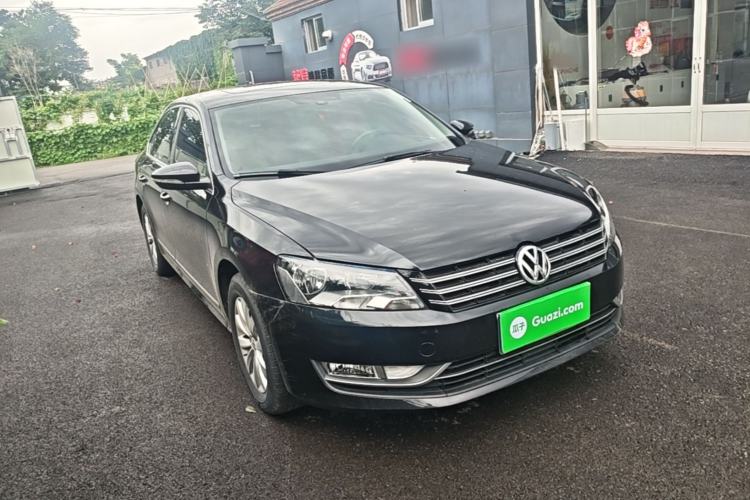 Used Volkswagen Passat 2015 1.4TSI DSG Prestige Edition Front Right 45 Deg