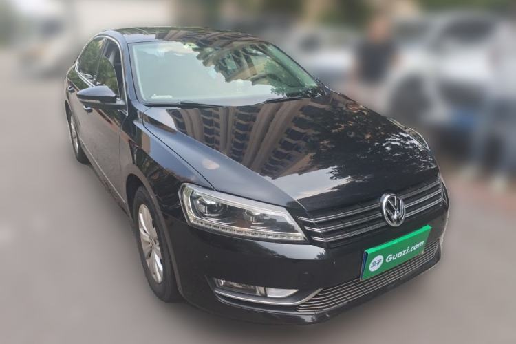 Used Volkswagen Passat 2015 1.8TSI DSG Prestige Edition Front Right 45 Deg