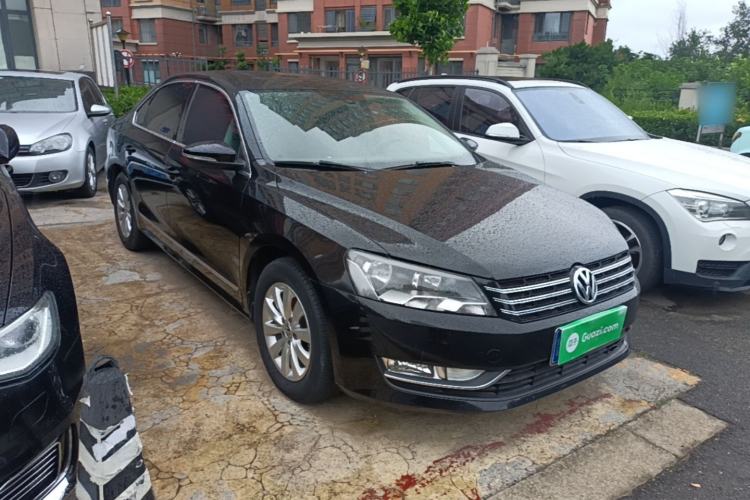 Used Volkswagen Passat 2015 1.8TSI DSG Prestige Edition Front Right 45 Deg