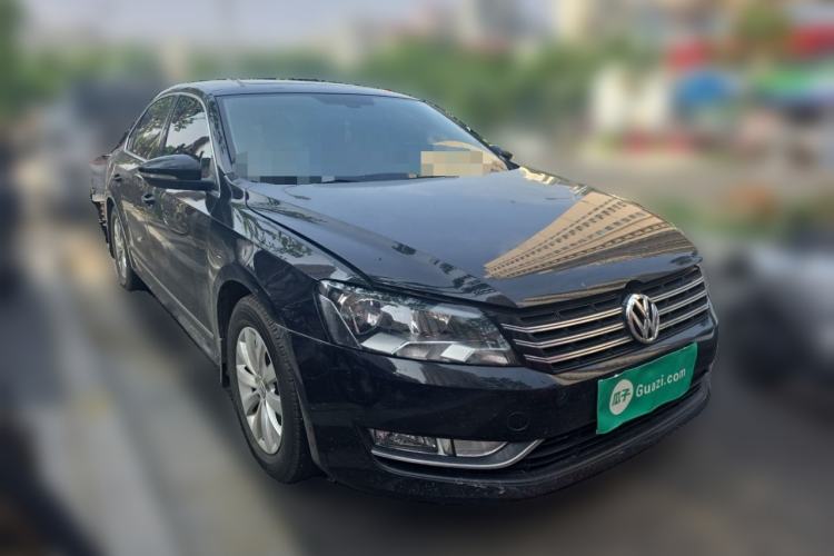 Used Volkswagen Passat 2015 1.8TSI DSG Prestige Edition Front Right 45 Deg
