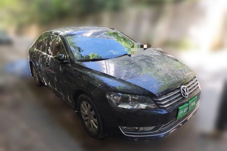 Used Volkswagen Passat 2015 1.8TSI DSG Prestige Edition Front Right 45 Deg