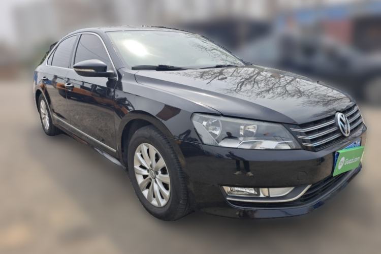Used Volkswagen Passat 2015 1.8TSI DSG Prestige Edition Front Right 45 Deg