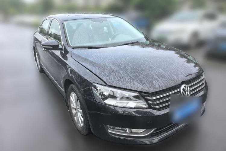 Used Volkswagen Passat 2015 1.8TSI DSG Prestige Edition Front Right 45 Deg