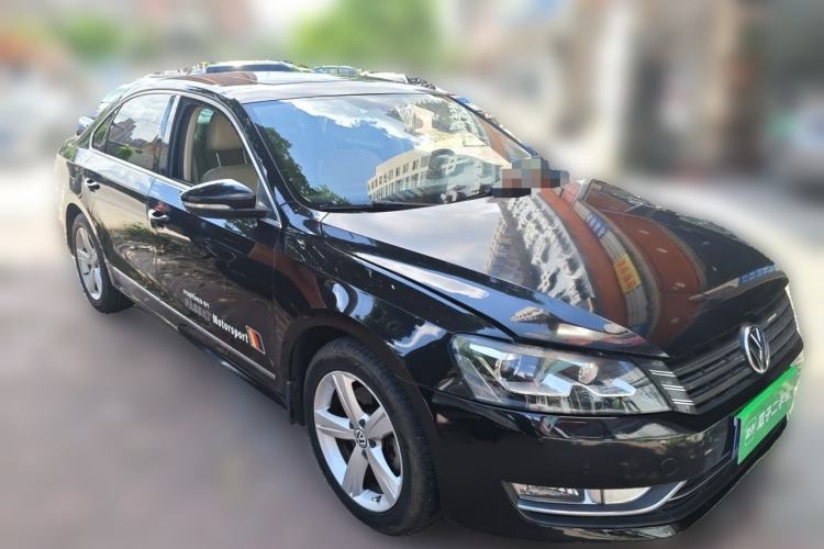 Used Volkswagen Passat 2015 2.0 TSI DSG Prestige Edition Front Right 45 Deg