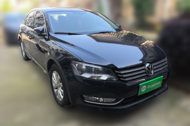 Used Volkswagen Passat 2015 1.4TSI DSG Prestige Edition Front Right 45 Deg