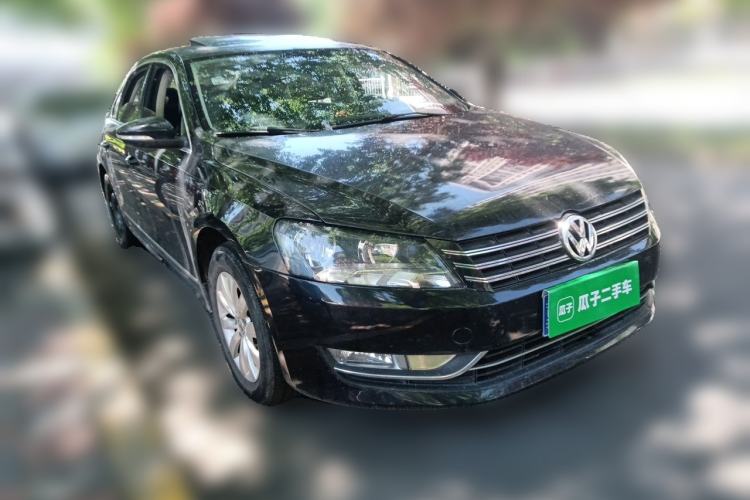 Used Volkswagen Passat 2015 1.8TSI DSG Prestige Edition Front Right 45 Deg