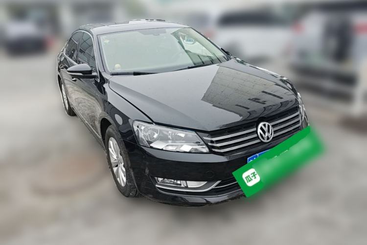 Used Volkswagen Passat 2015 1.8TSI DSG Prestige Edition Front Right 45 Deg