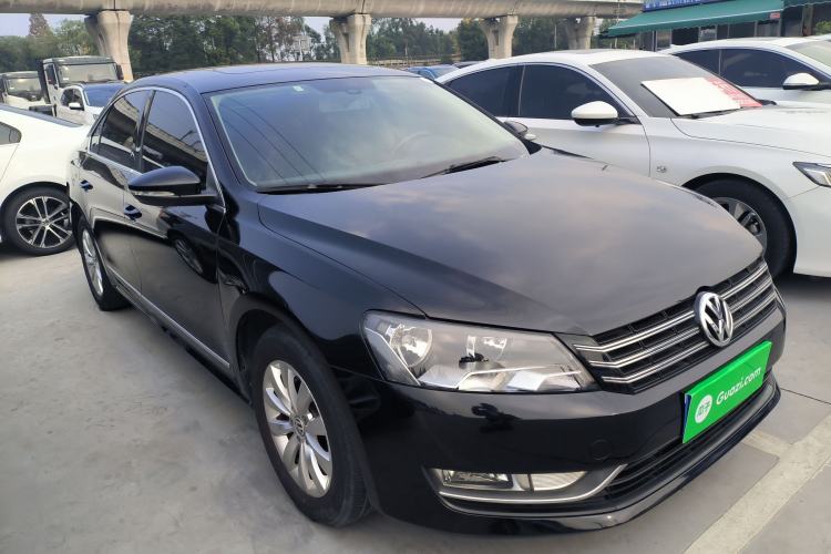 Used Volkswagen Passat 2015 1.8TSI DSG Prestige Edition Front Right 45 Deg