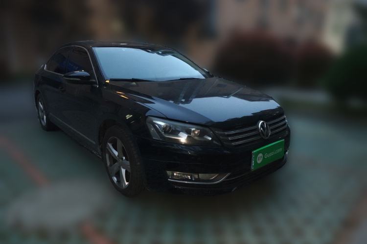 Used Volkswagen Passat 2015 1.8TSI DSG Prestige Edition Front Right 45 Deg