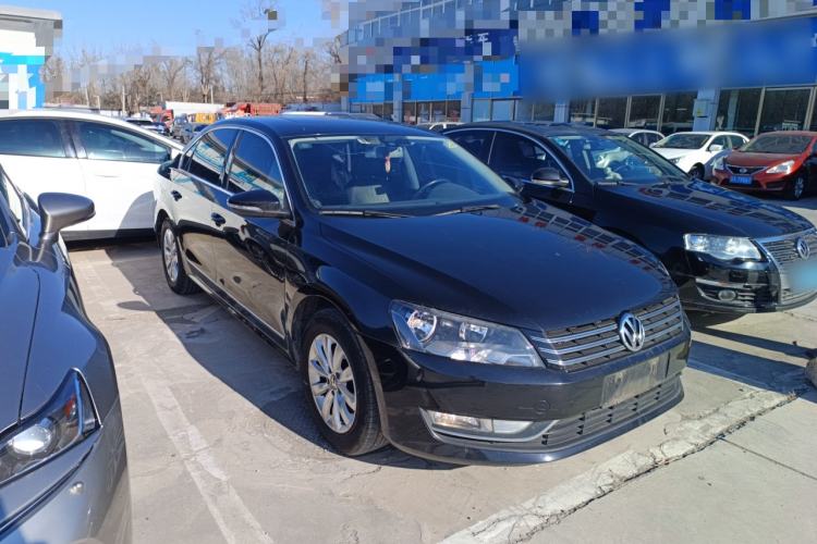 Used Volkswagen Passat 2015 1.8TSI DSG Prestige Edition Front Right 45 Deg