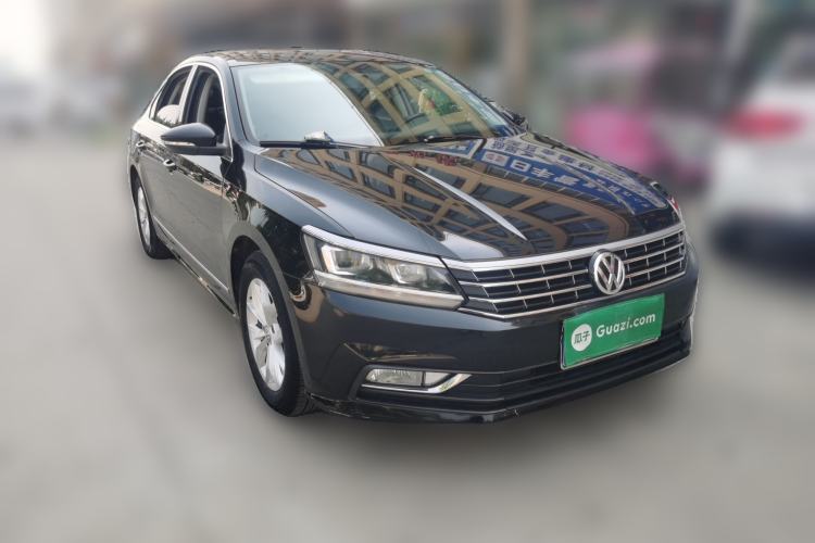 Used Volkswagen Passat  Front Right 45 Deg
