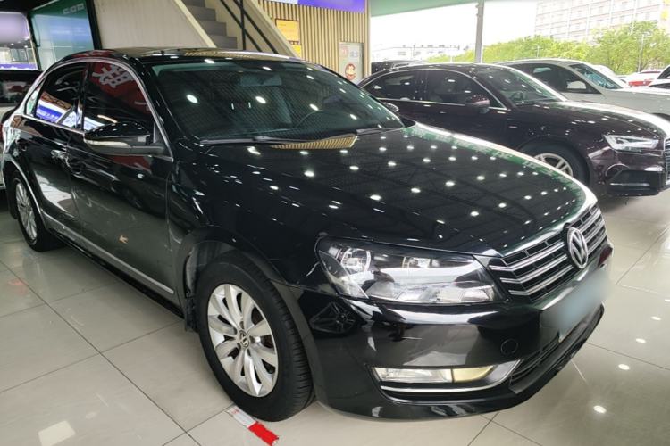 Used Volkswagen Passat 2015 1.8TSI DSG Prestige Edition Front Right 45 Deg