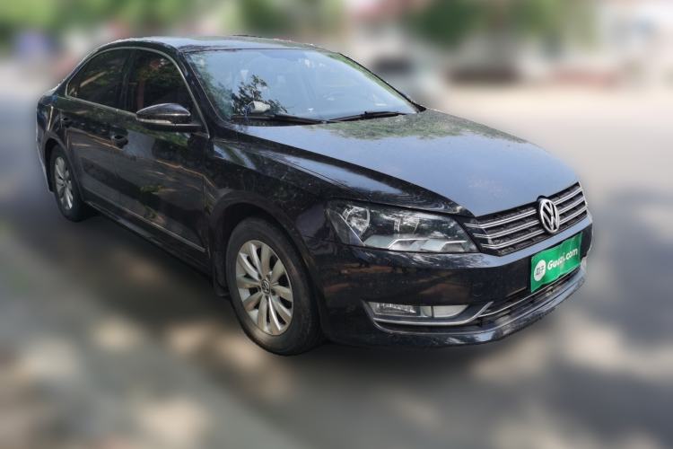 Used Volkswagen Passat 2015 1.8TSI DSG Prestige Edition Front Right 45 Deg