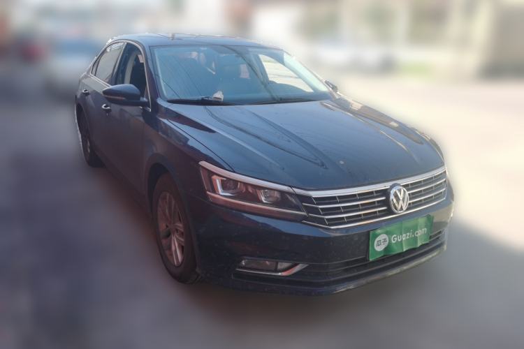 Used Volkswagen Passat 2015 1.8TSI Automatic Prestige Edition Front Right 45 Deg