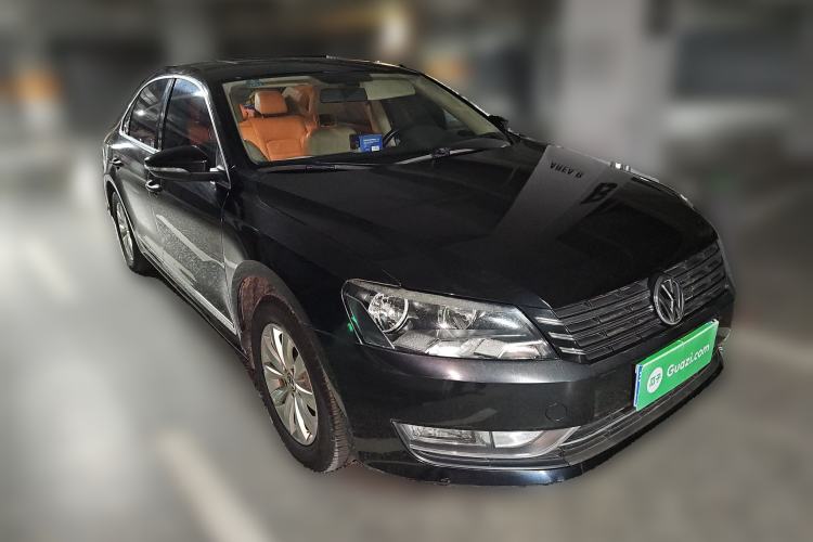 Used Volkswagen Passat 2015 1.8TSI DSG Prestige Edition Front Right 45 Deg