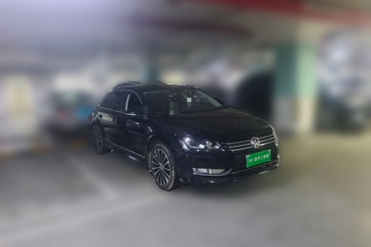 Used Volkswagen Passat 2015 1.8TSI DSG Prestige Edition Front Right 45 Deg