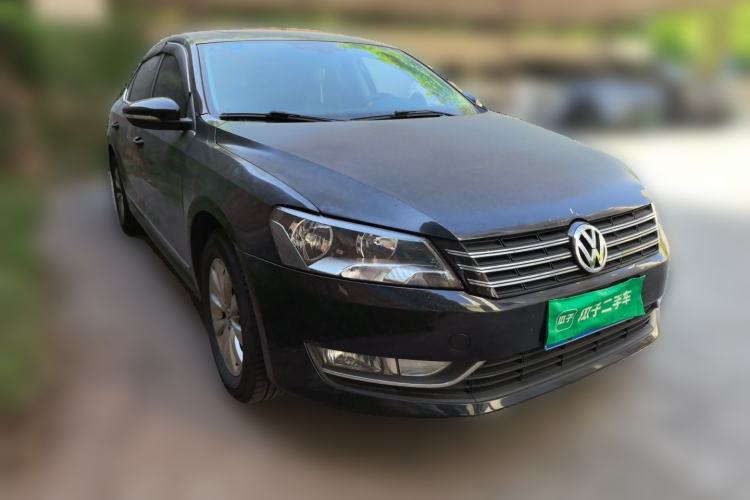 Used Volkswagen Passat 2015 1.4TSI DSG Prestige Edition Front Right 45 Deg