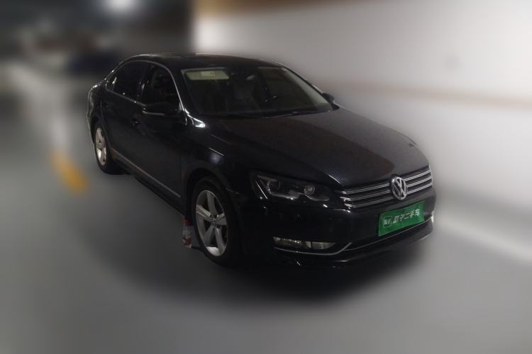 Used Volkswagen Passat 2015 1.8TSI DSG Prestige Edition Front Right 45 Deg