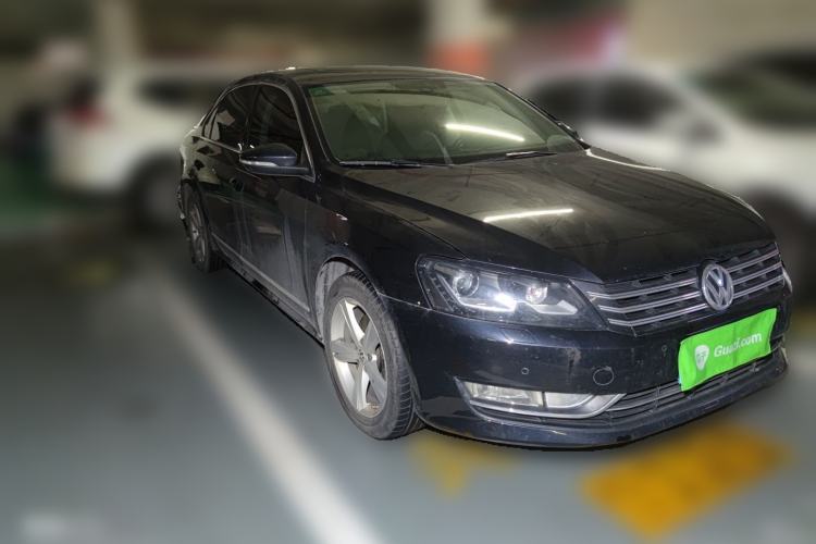 Used Volkswagen Passat 2015 1.8TSI DSG Prestige Edition Front Right 45 Deg