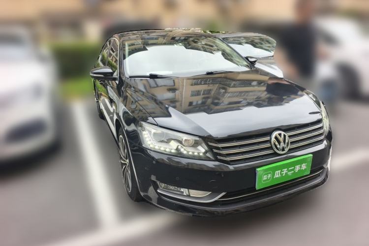 Used Volkswagen Passat 2015 1.8TSI DSG Prestige Edition Front Right 45 Deg