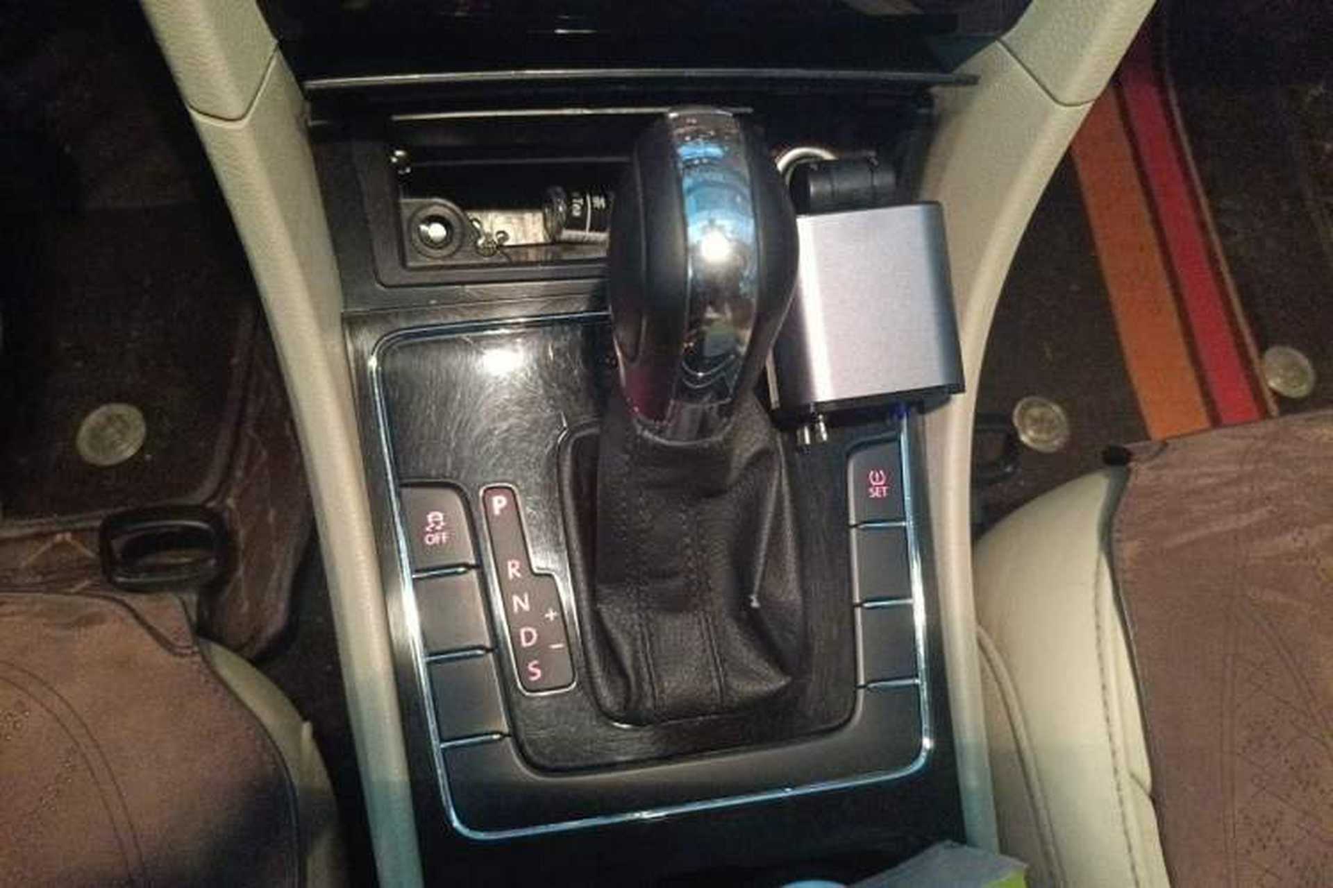 Used Volkswagen Passat 2015 1.8TSI DSG Prestige Edition Gear Lever