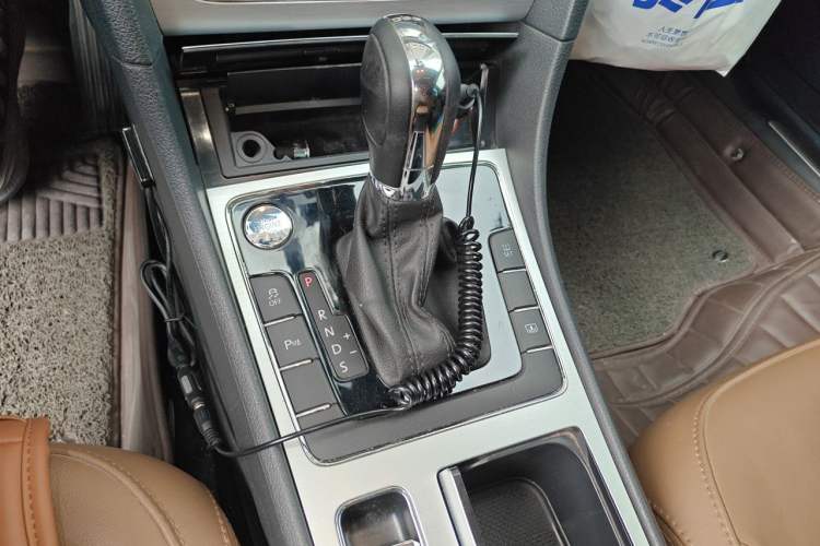 Used Volkswagen Passat 2015 2.0 TSI DSG Prestige Edition Gear Lever
