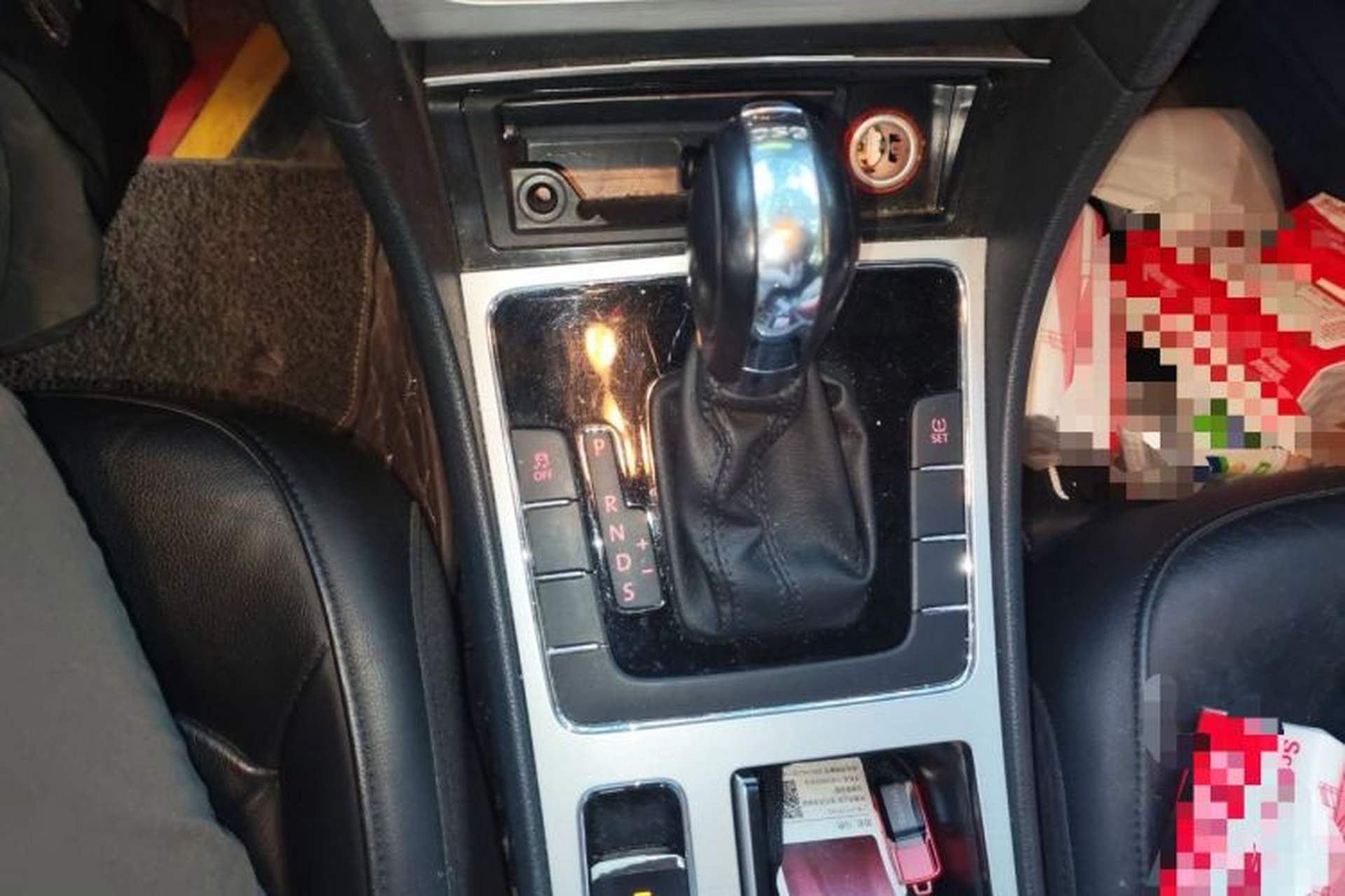 Used Volkswagen Passat 2015 1.4TSI DSG Prestige Edition Gear Lever