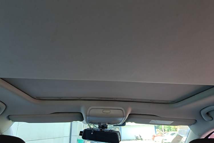 Used Volkswagen Passat 2015 1.8TSI DSG Prestige Edition Headliner
